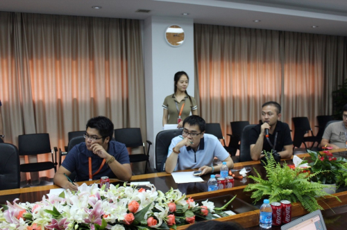 特的极致天窗工艺新葡京遇见伟巴斯(图33)